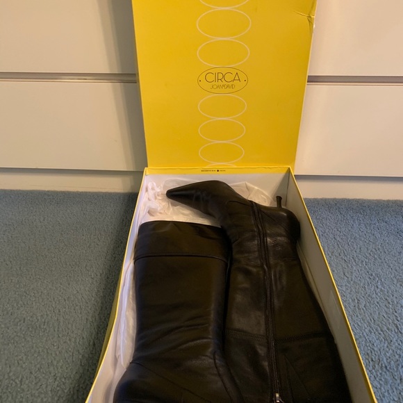 Black leather women’s tall boots - Picture 4 of 4